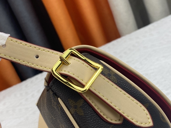 ルイヴィトンバッグ細部ディテール